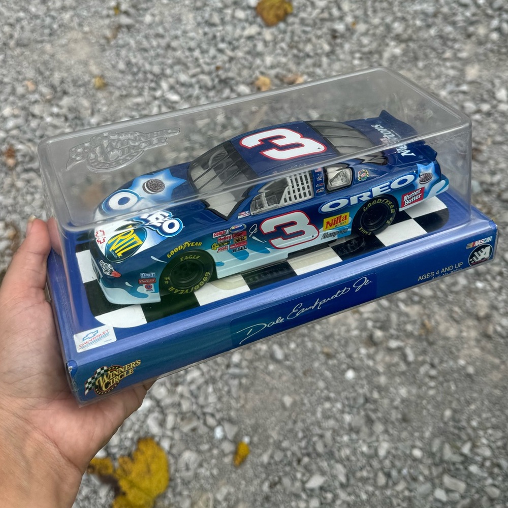 Dale Earnhardt Jr #3 Oreo 1:24 Diecast Collectible Car